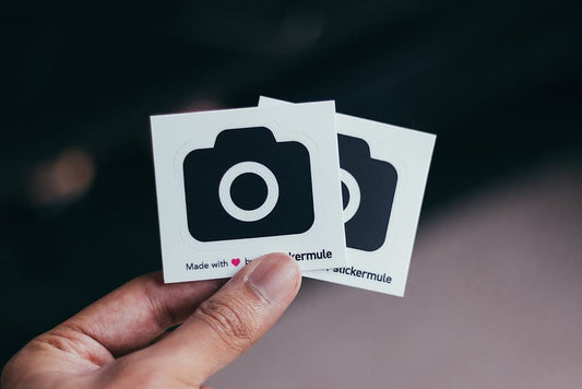 Difference between vinyl and paper stickers for businessmen