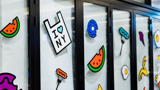Vinyl stickers: quick execution wall décor